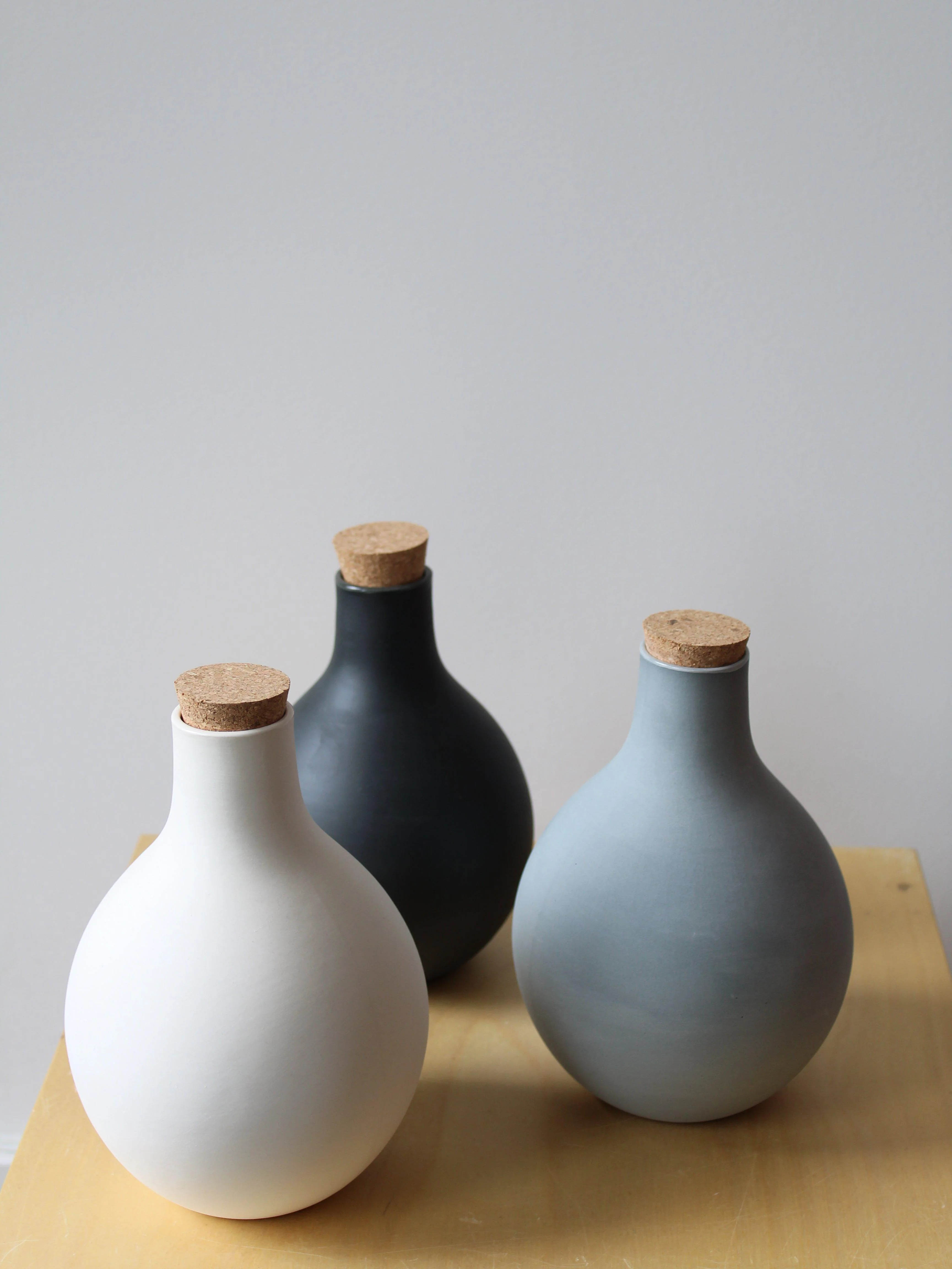 Ceramic Vessel 1L – Black