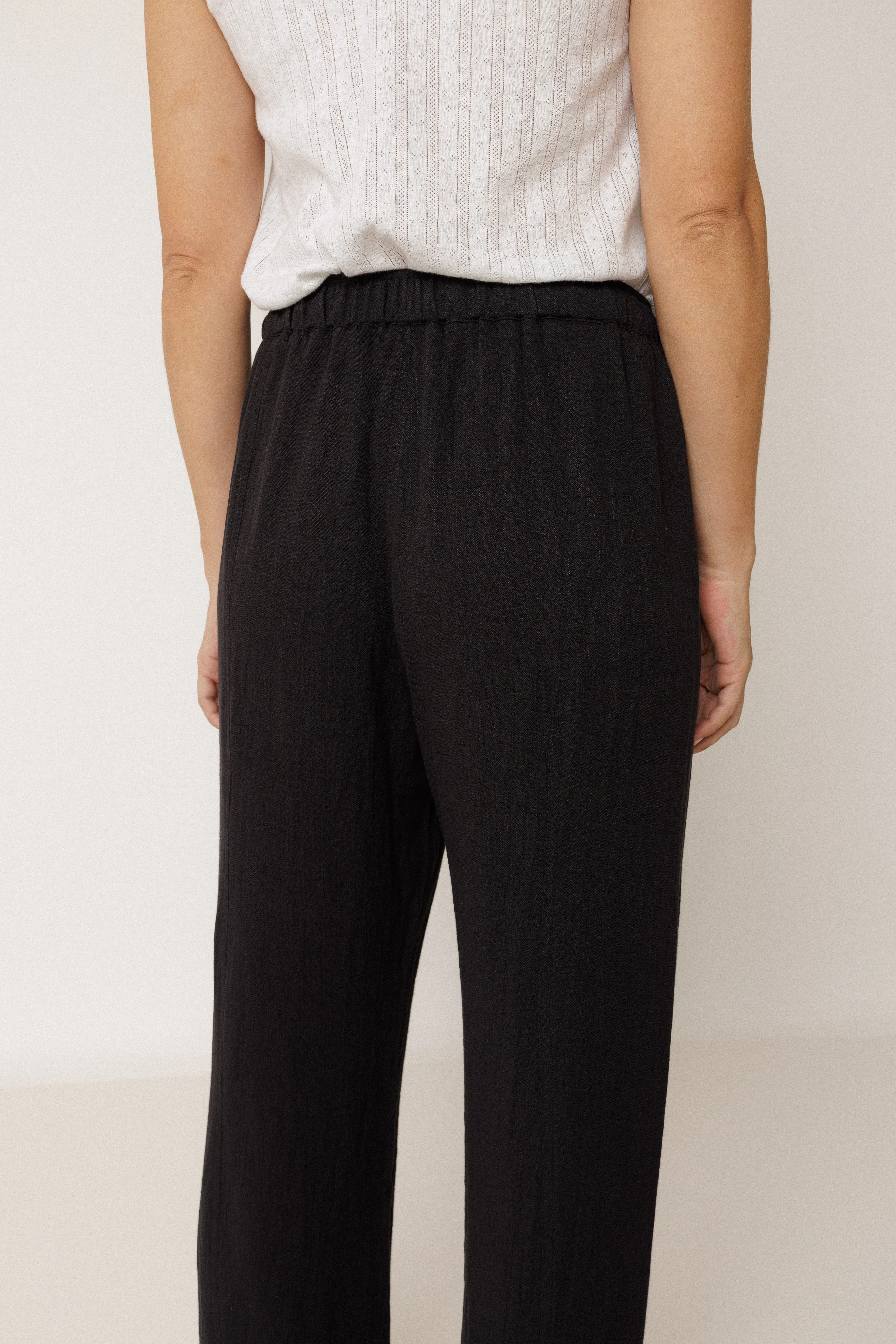 Flowy Pant With Drawstring - Image 3
