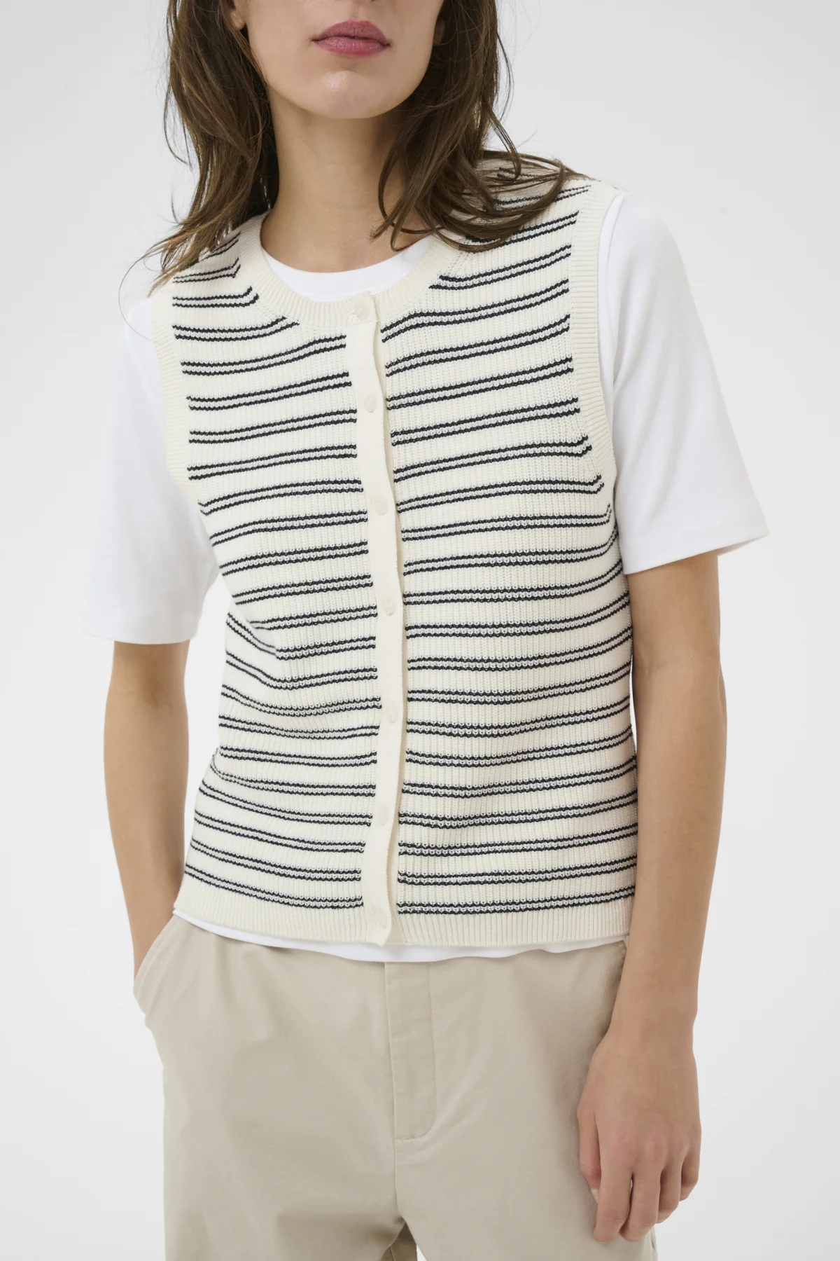 Gemma Knit Vest - Image 3