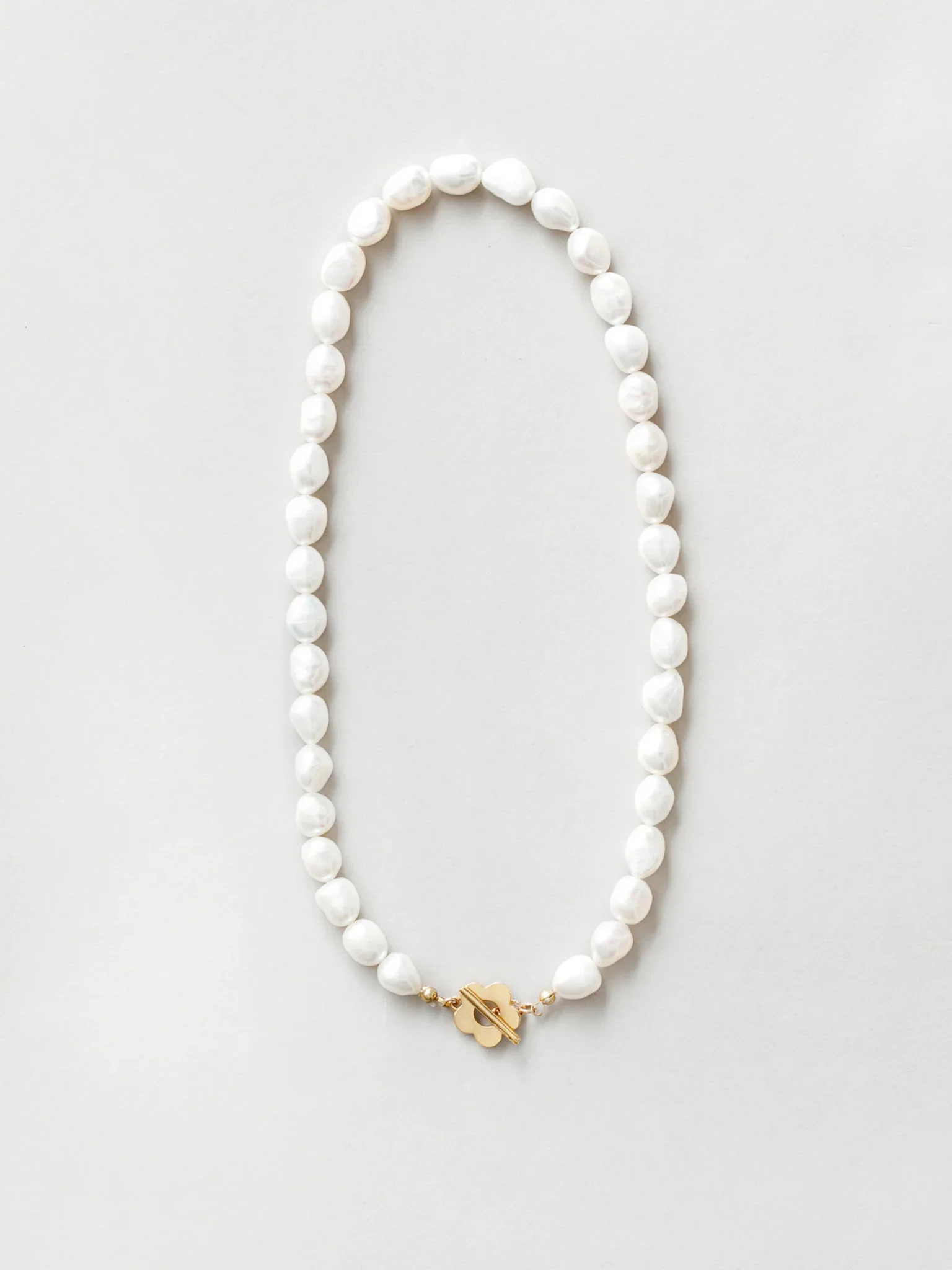 Lola Pearl Necklace – Gold - Image 3
