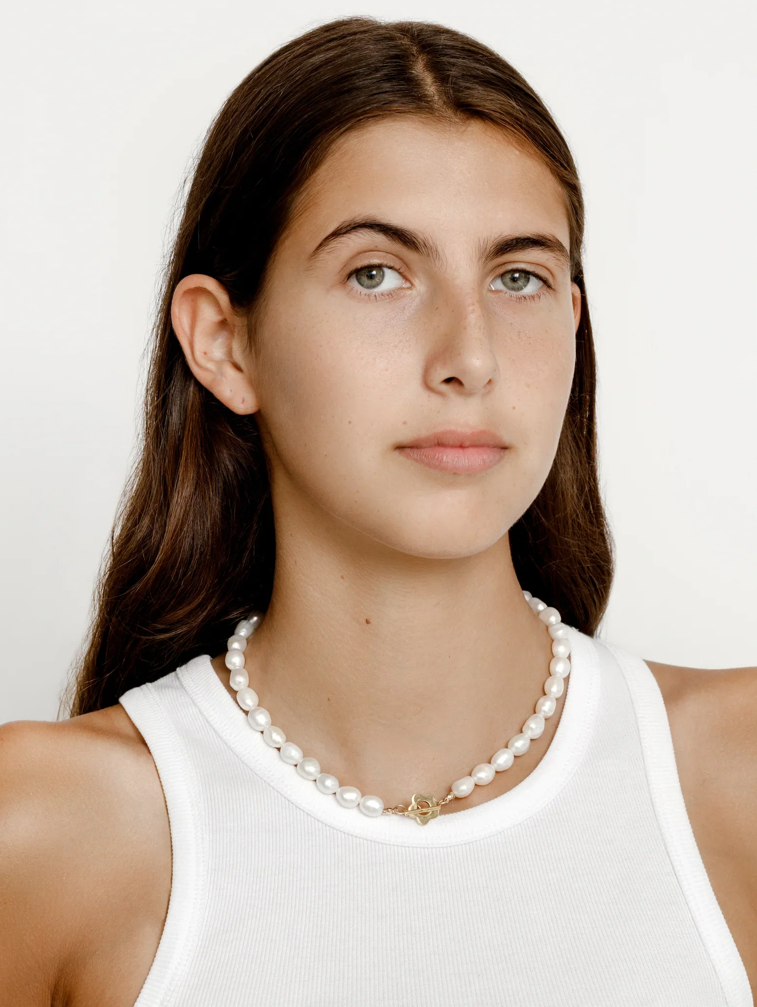 Lola Pearl Necklace – Gold - Image 4